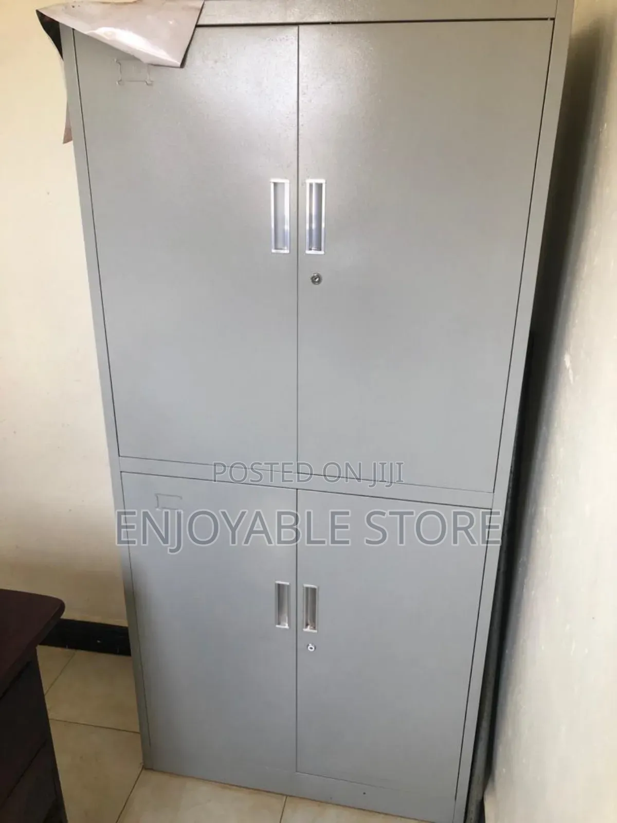 Heavy_duty Locker 4 Chambers