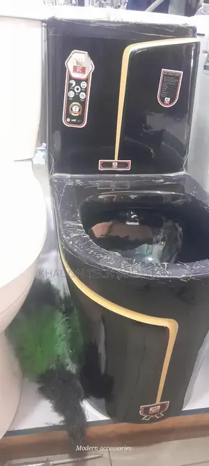 Black Luxury P Toilet Press Complete