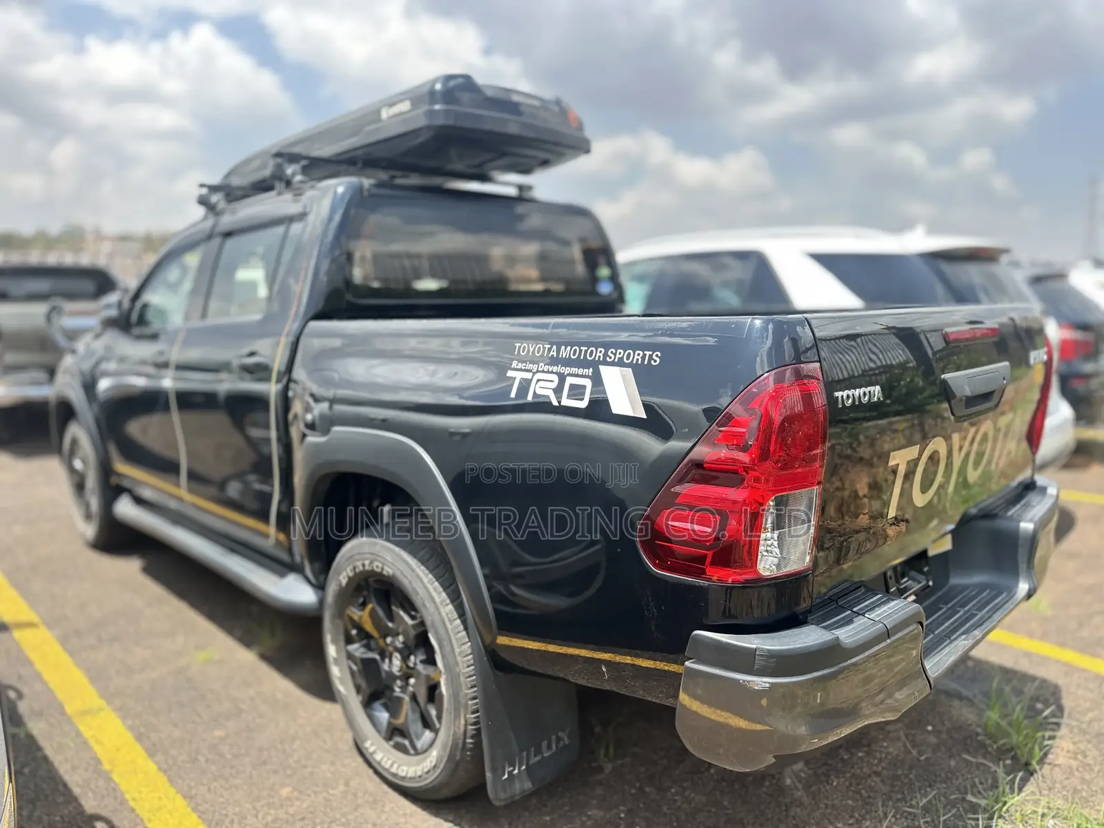 Toyota Hilux 2019 Black