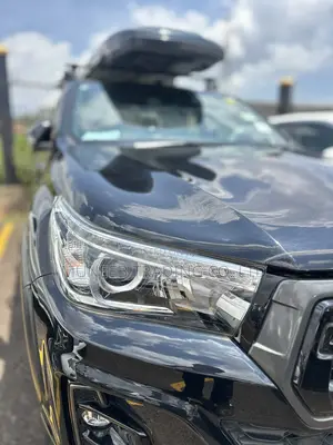 Toyota Hilux 2019 Black
