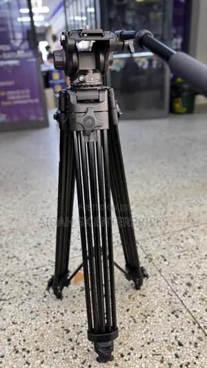 Weifeng WF-617 Heavy Duty Video and Photo Tripod