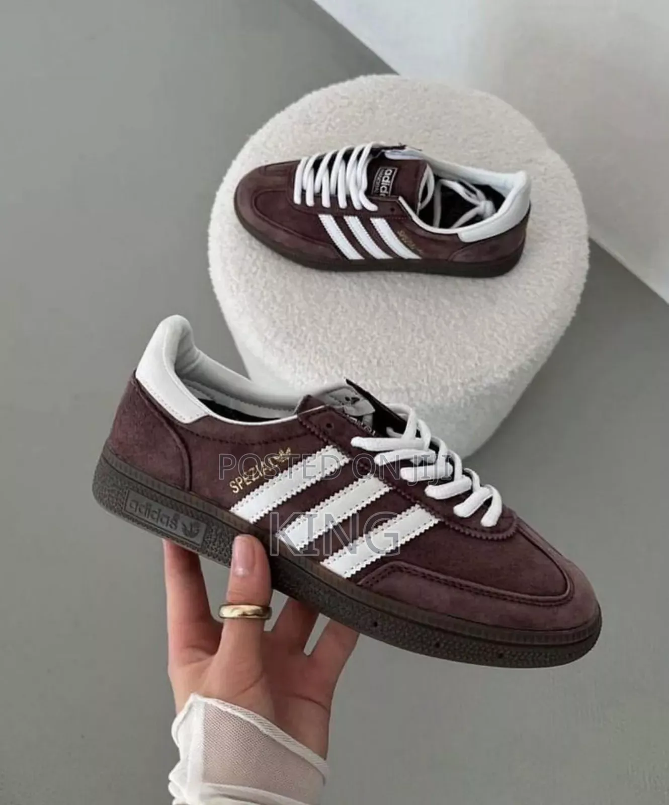 Real Adidas Spezial