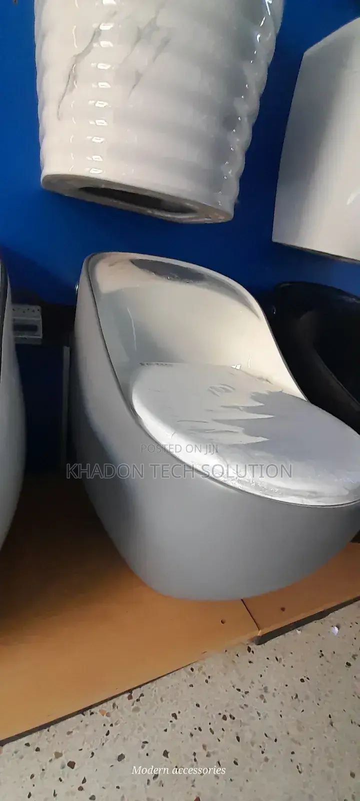 Original Luxury Toilet Grey And White Merino Press P Type