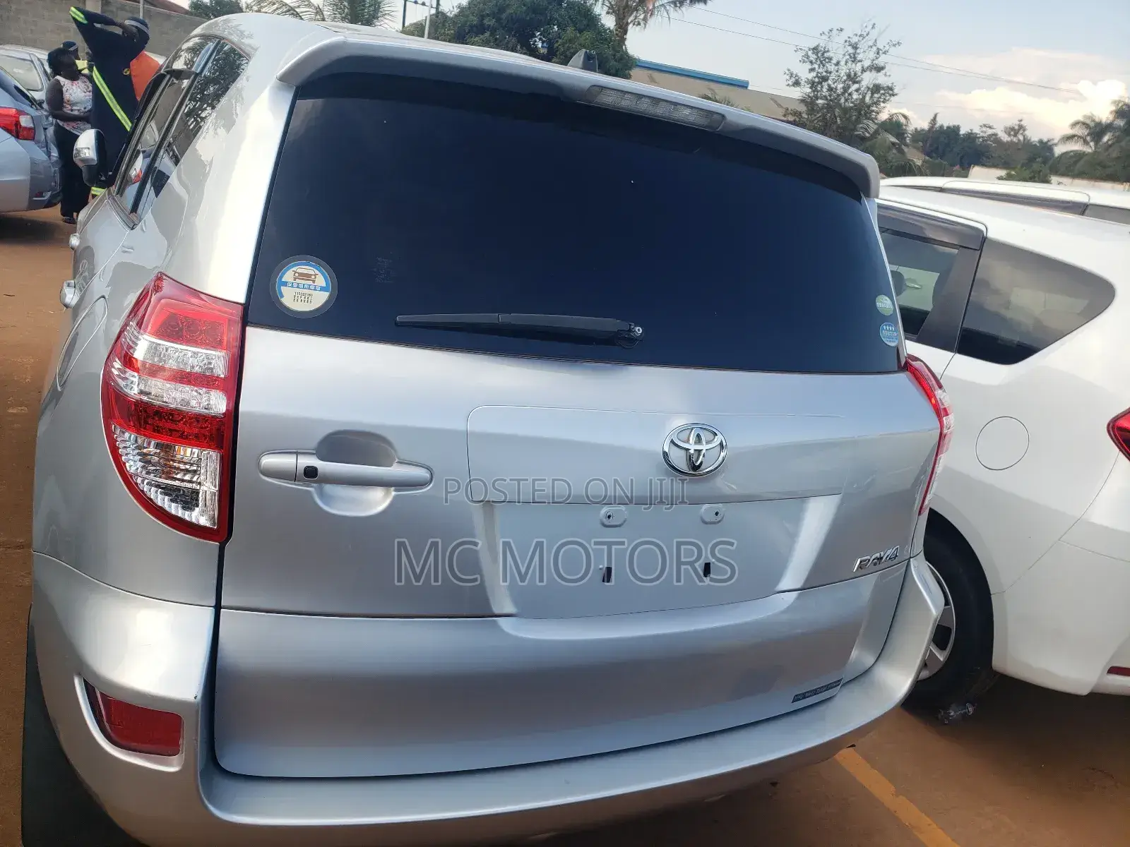 Toyota RAV4 2.5 2011 Silver
