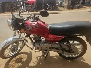 Bajaj Boxer 2017 Red
