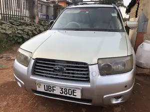 Photo - Subaru Forester 2006 Green
