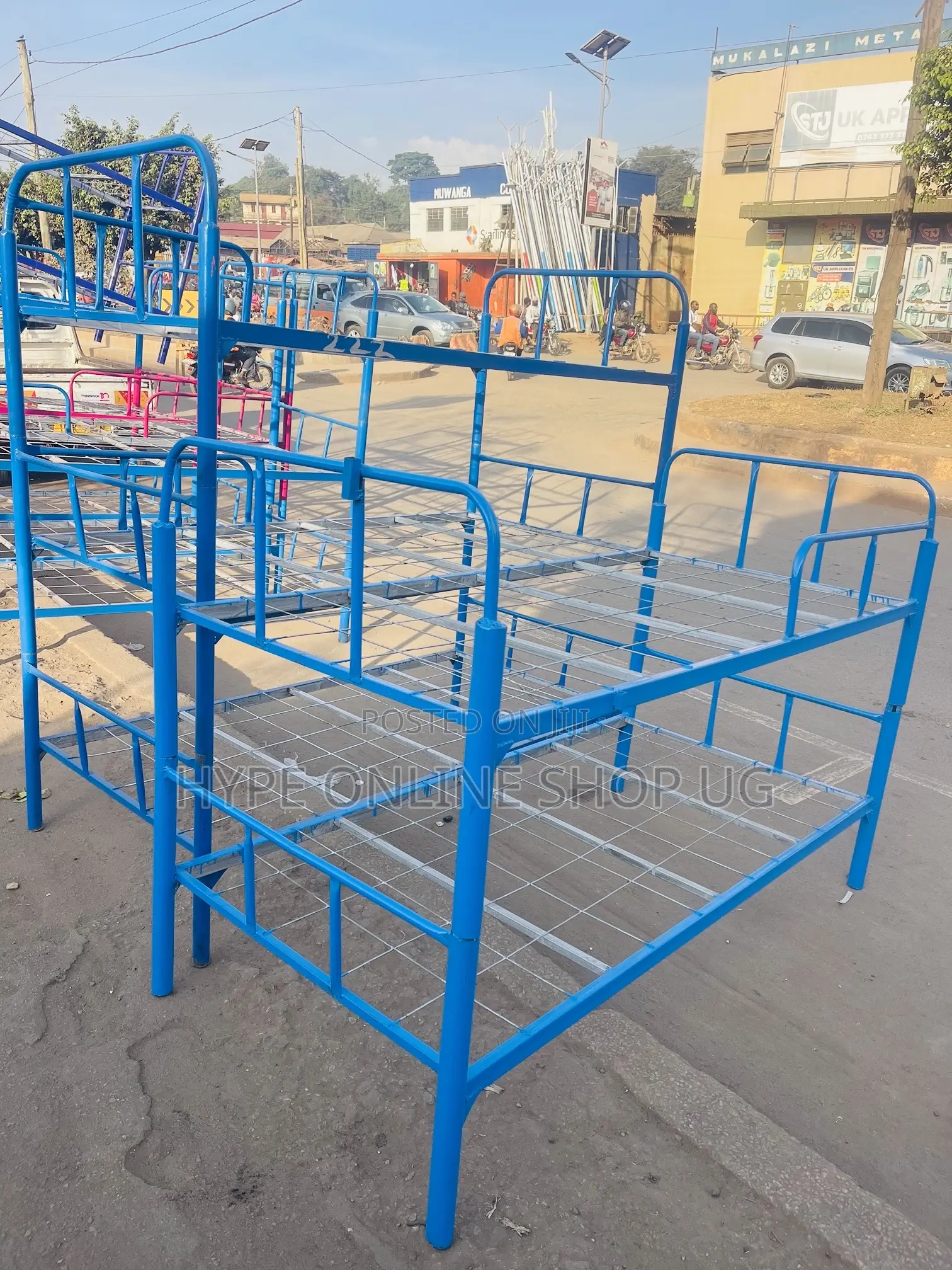 Double Metal Strong Deckerbeds