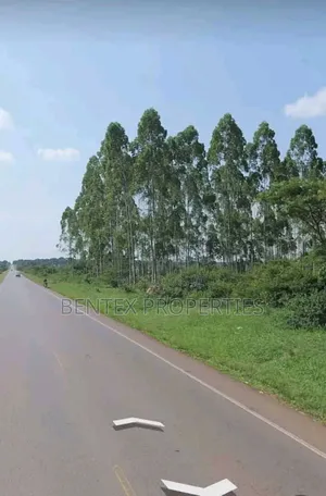 100 Acres for Sale at Katugo Nakasongola Each at 25m