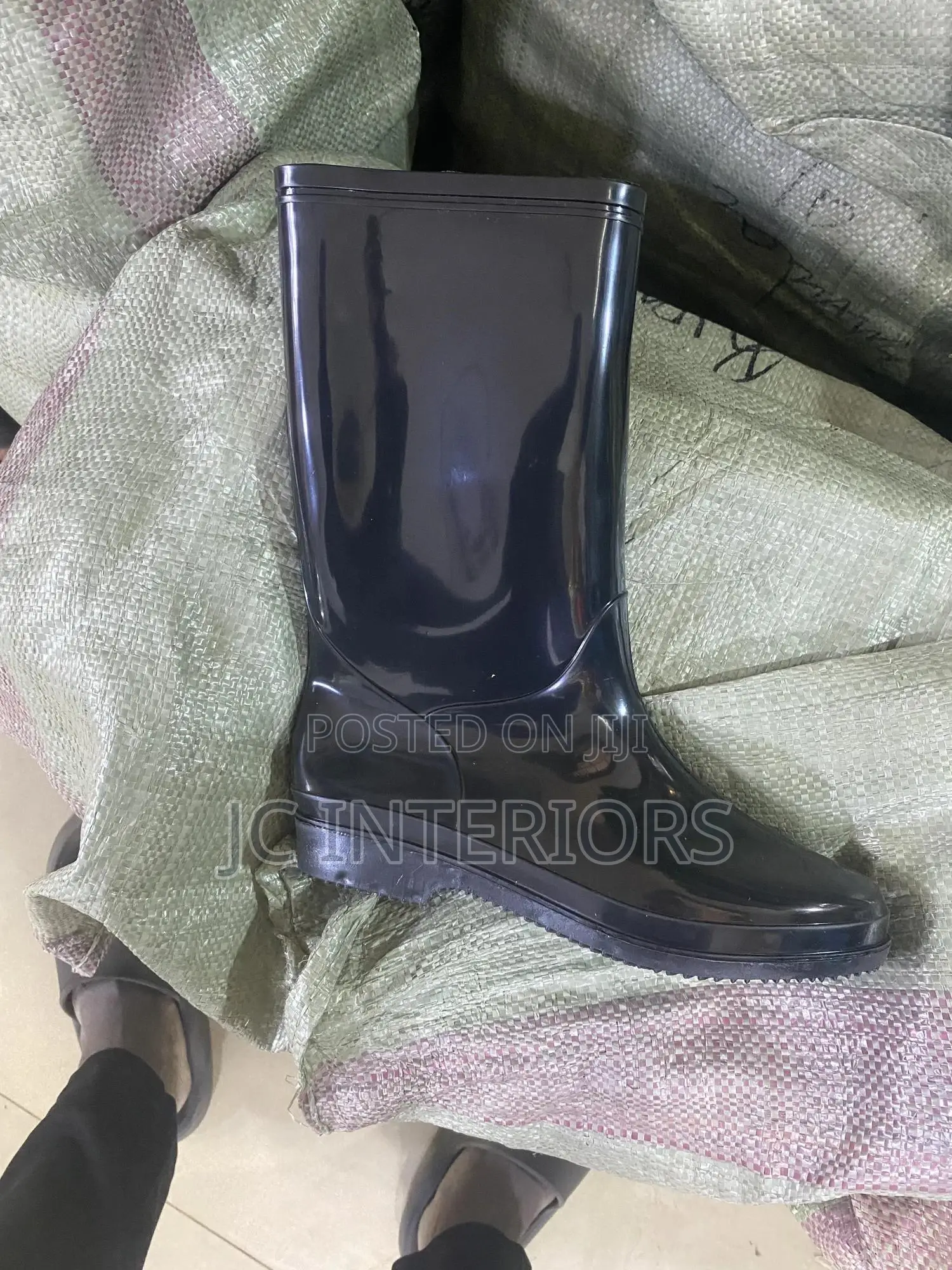 Black Gum Boots