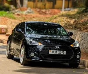 Photo - Hyundai Veloster Automatic 2012 Black