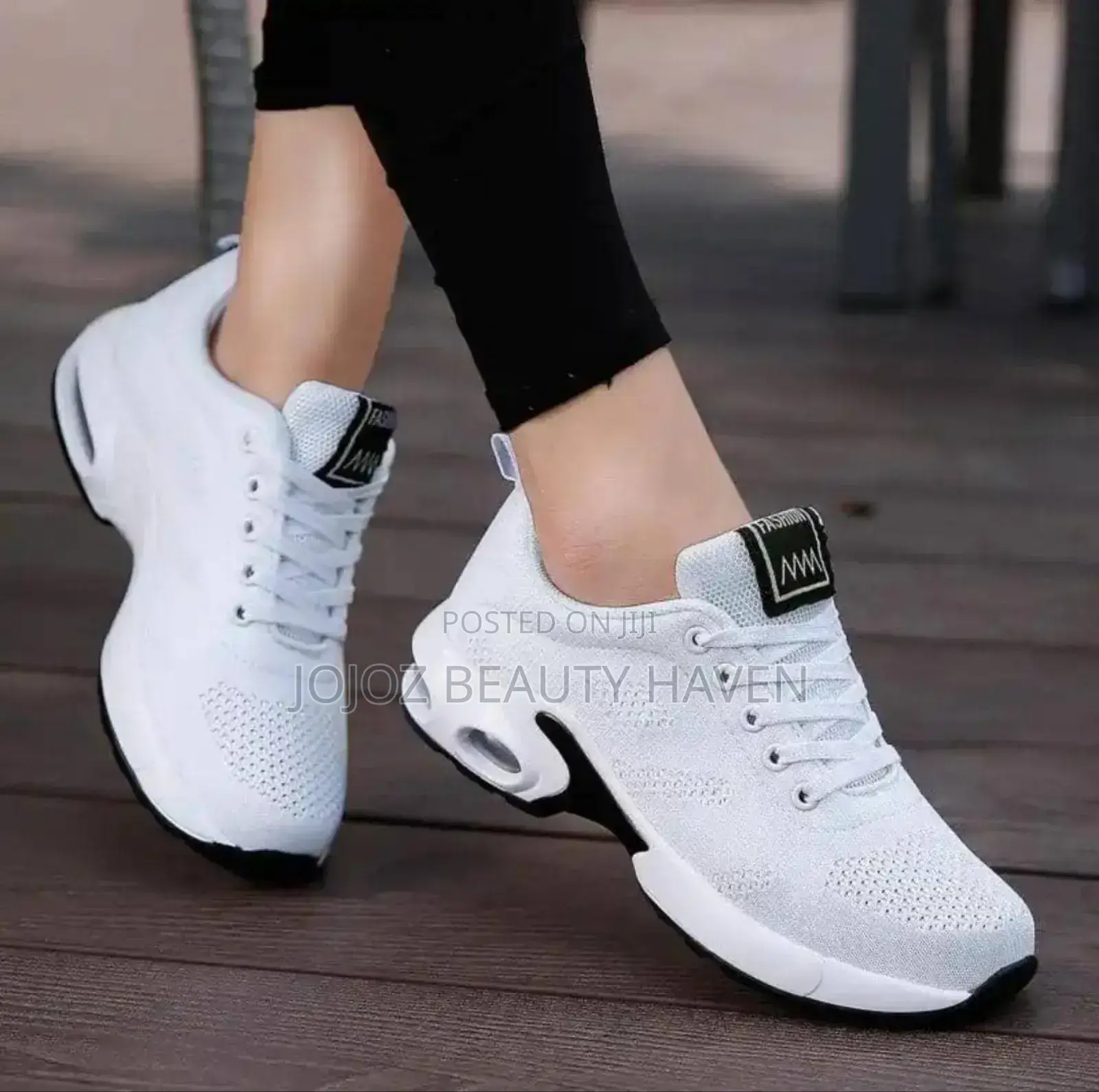 Women's Sporty Sneakers Black/White