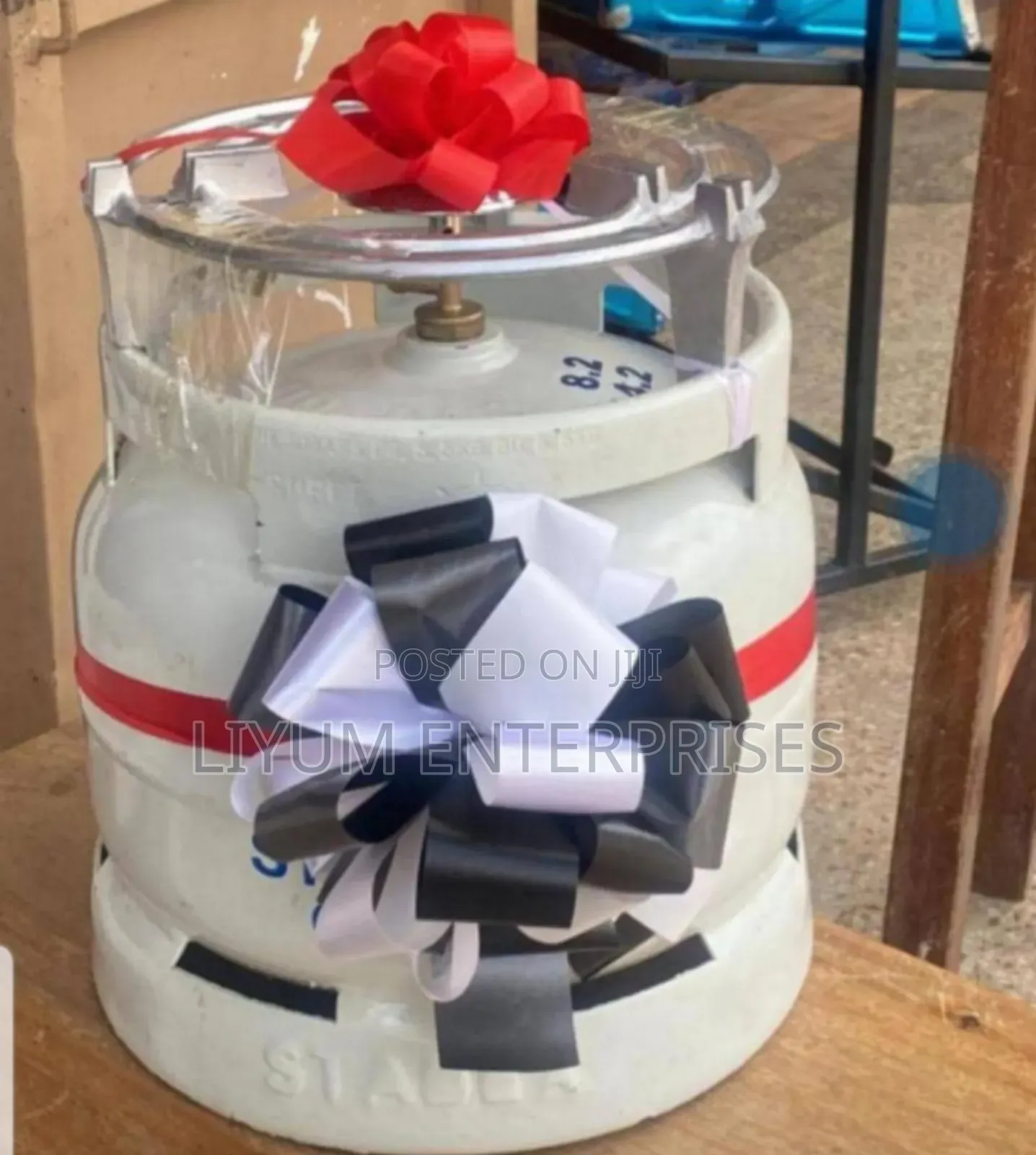 Valentine Gifts Available at 130,000