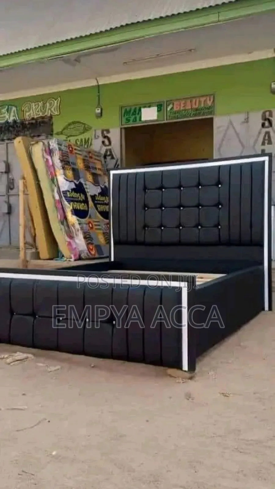 Black Bed Now