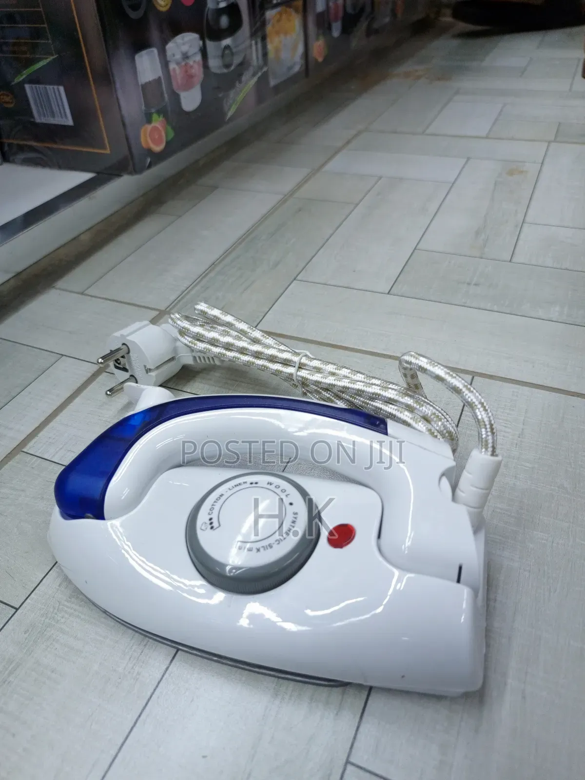 Hetian Folding Travel Steam Iron