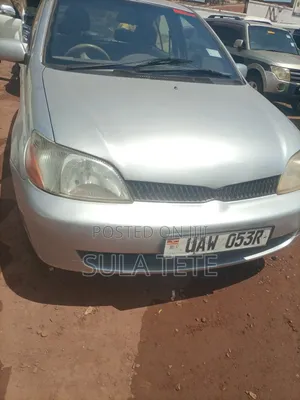 Toyota Platz 1.3 AWD 1999 Silver