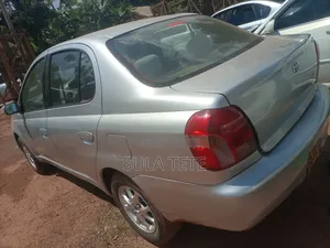 Toyota Platz 1.3 AWD 1999 Silver