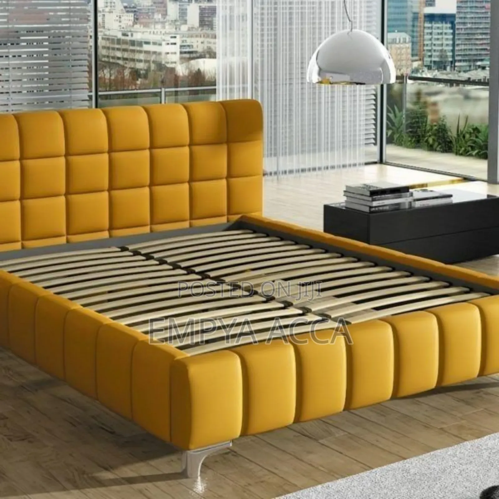 Yellow Bed Lin