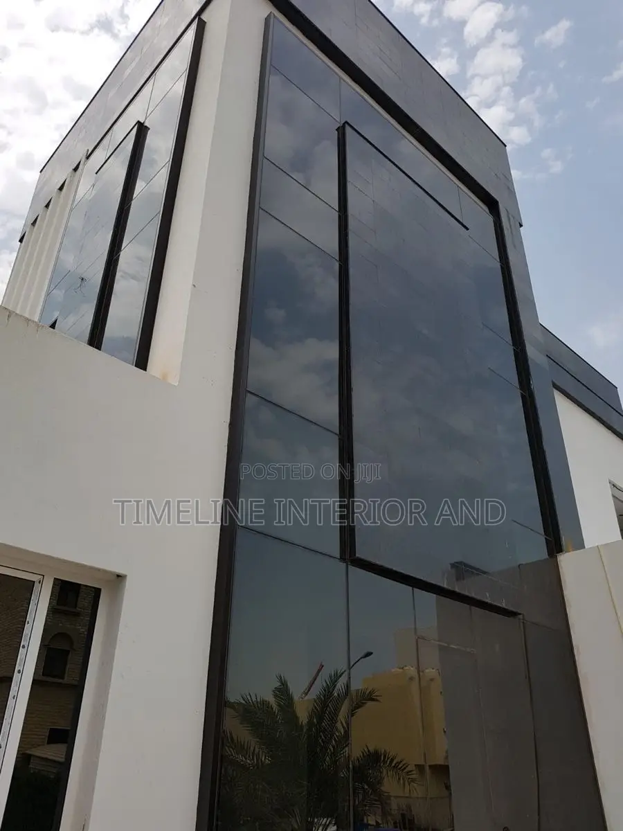 State-of-the-Art Glass Aluminium Cladding