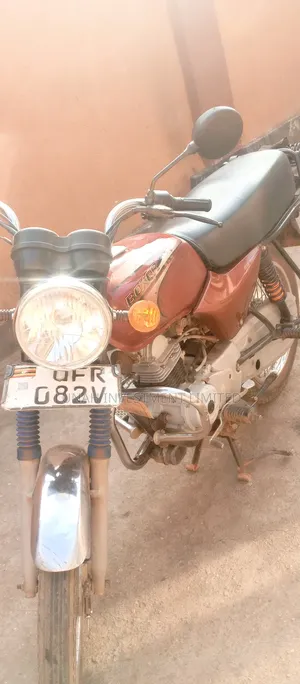 Bajaj Boxer 2023 Red