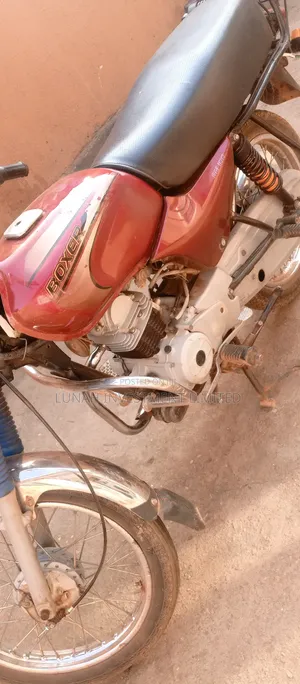 Bajaj Boxer 2023 Red