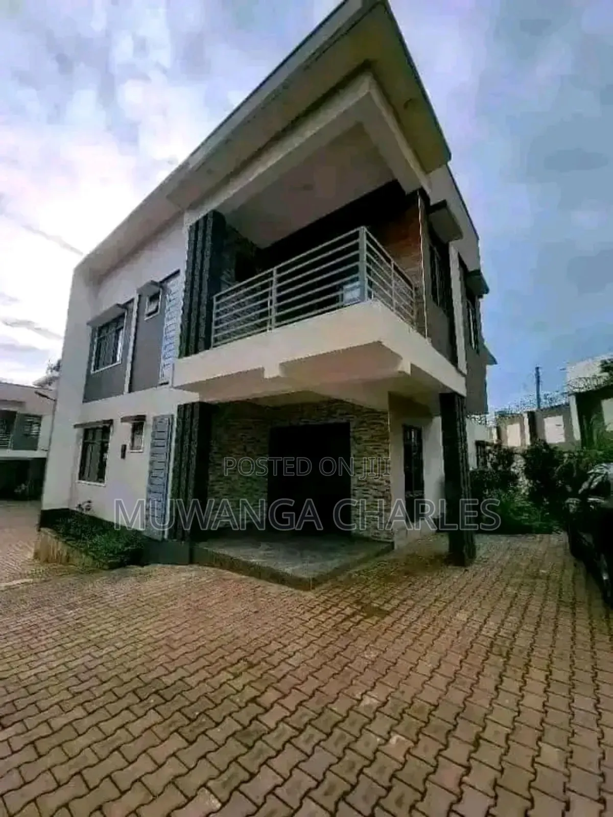 4bdrm Townhouse/Terrace in Fs Properties Ltd, Nakawa for sale