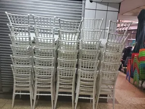 Heavy-Duty Chairs Plastic for Events/Hotel/Garden/Dining