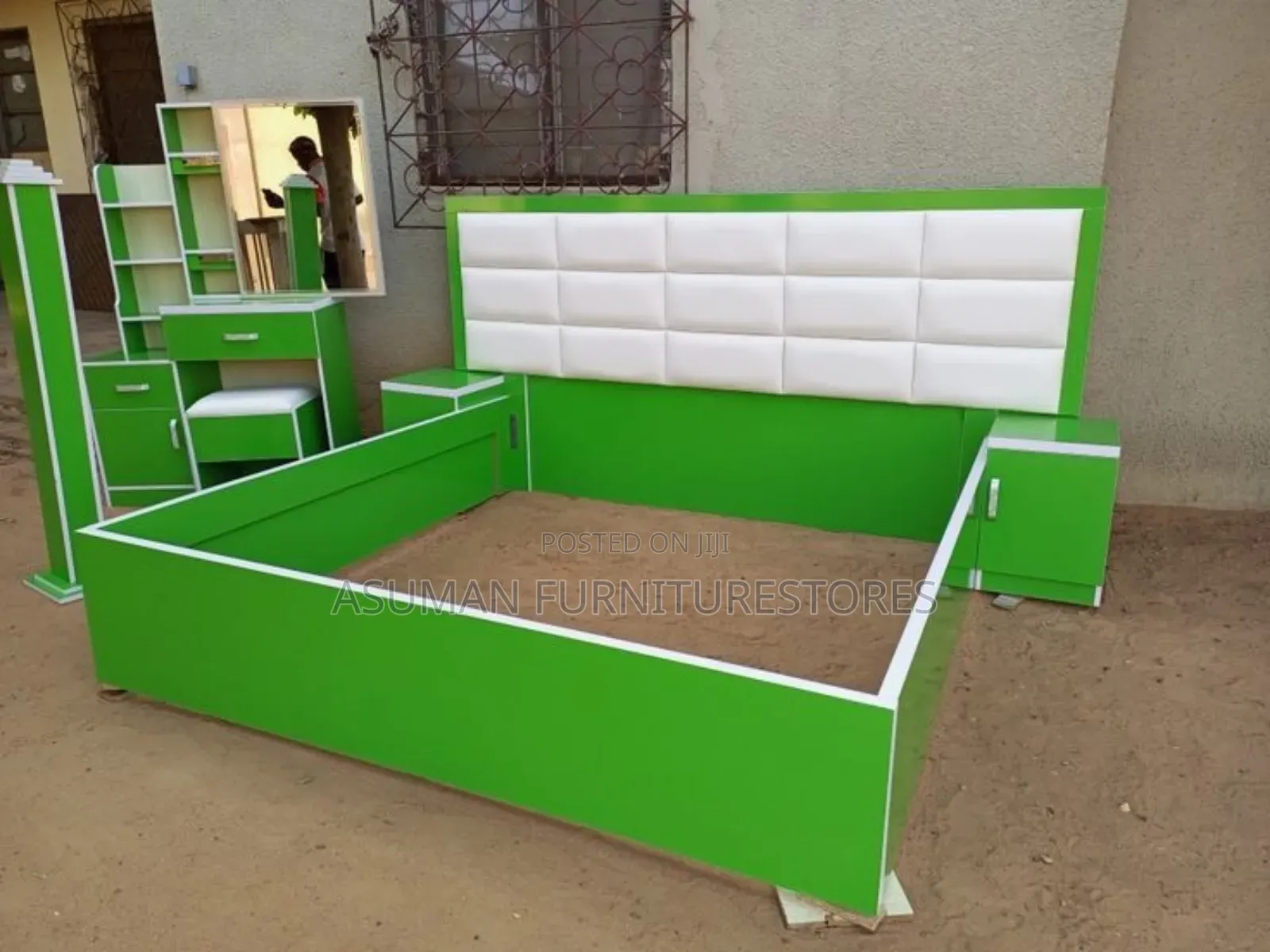 6x6ft Box Bed Call Us On