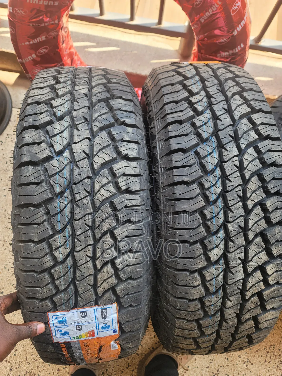 235/65r17 Adventure All Terrain