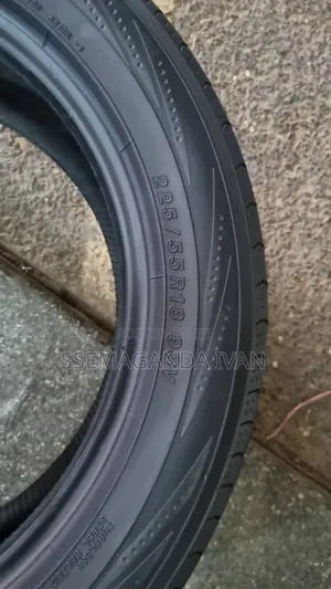 225/55r18 98v Yokohama Foreign Used Made in Japan