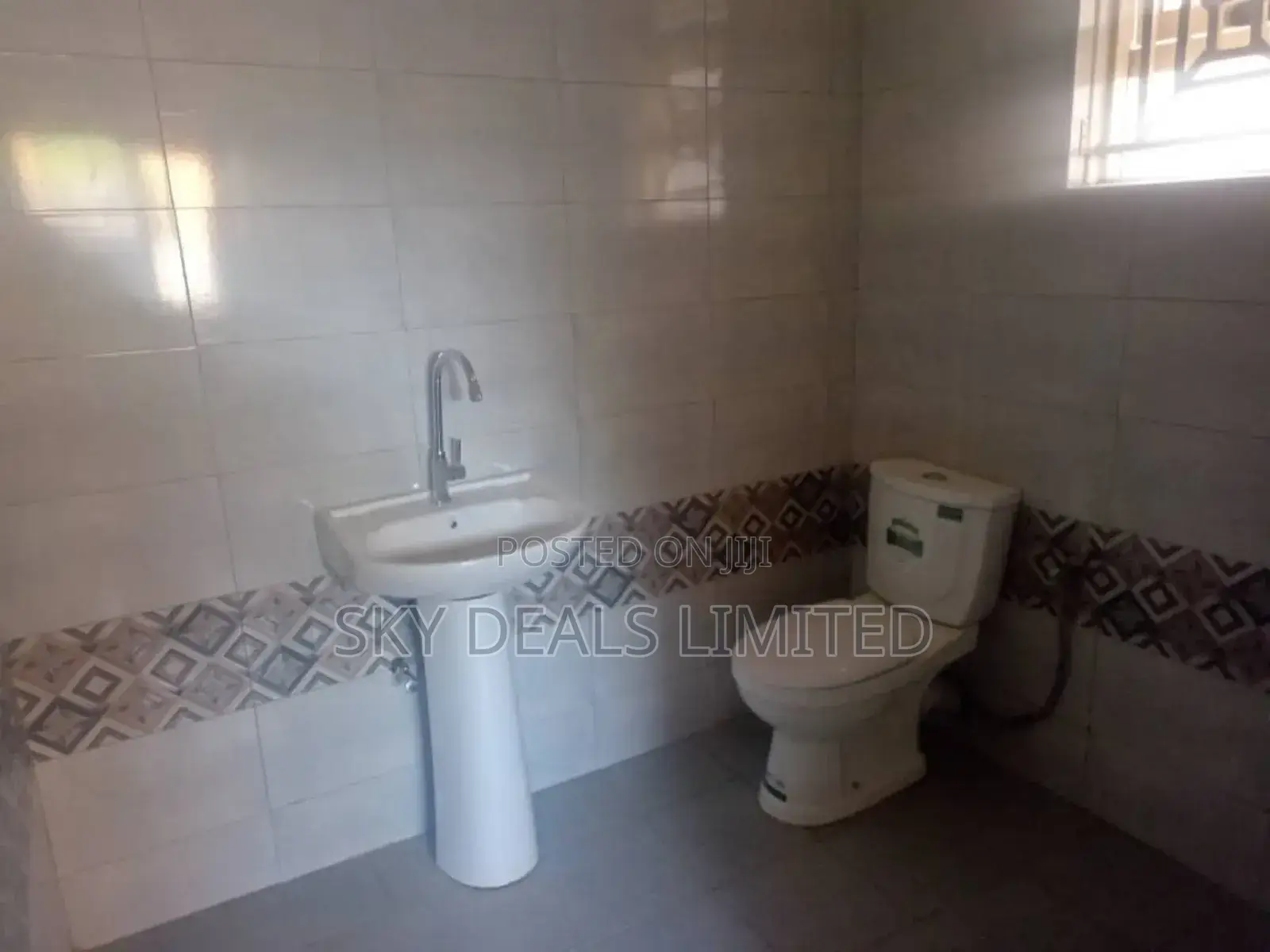 1bdrm Bungalow in Kisaasi, Nakawa for rent