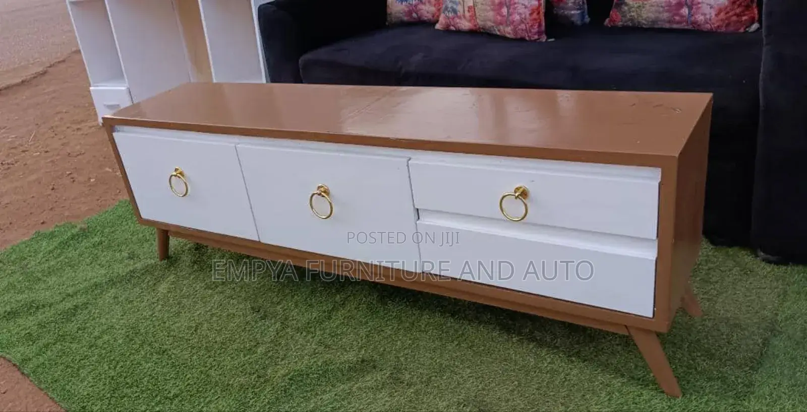 TV Stand Kool