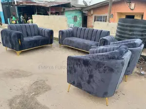 Manster Lines Sofa