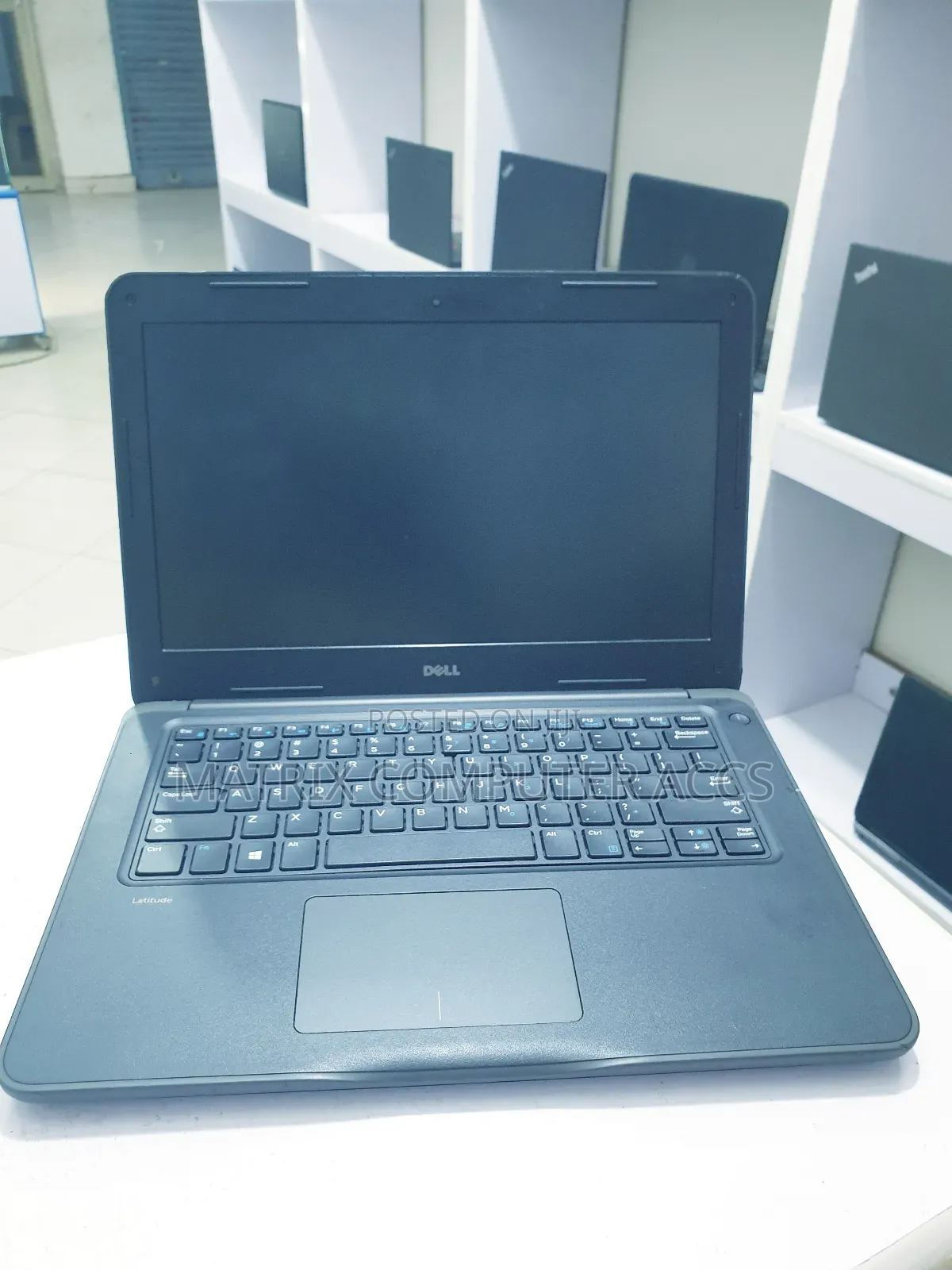 Laptop Dell Latitude 3380 4GB Intel Core I3 HDD 500GB