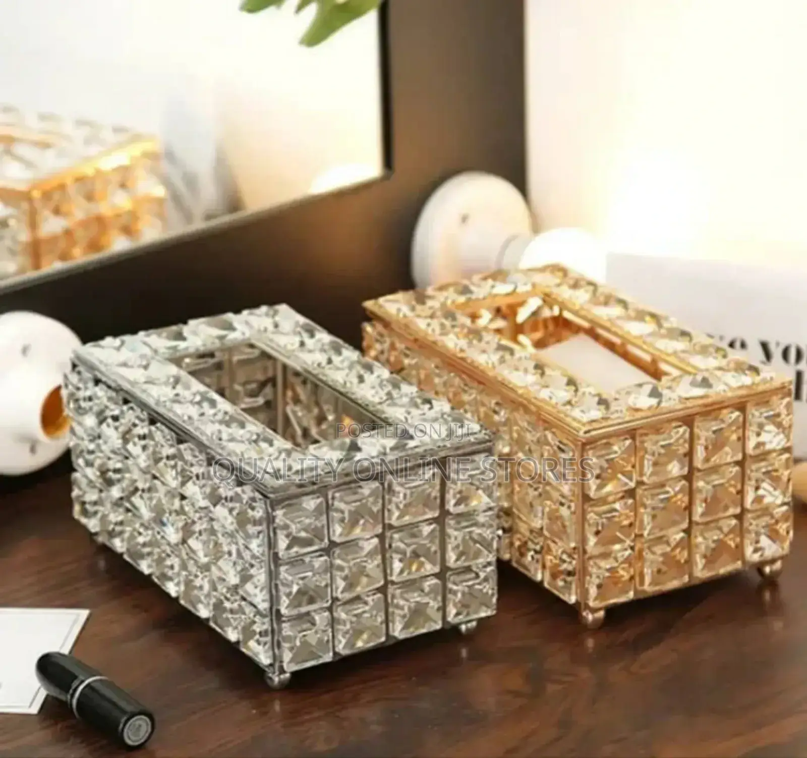 Glass Tissue Holder