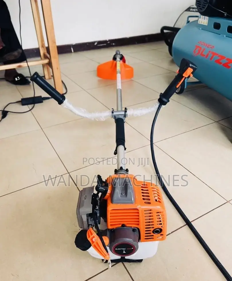 Brush Cutter/Mower/Grass Cutter/Trimmer