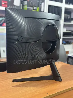 Samsung 32” Odyssey G5 Curved Gaming Monitor