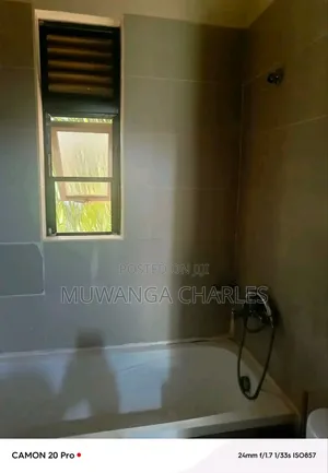 3bdrm Apartment in Fs Properties Ltd, Ssabagabo-Makindye for rent