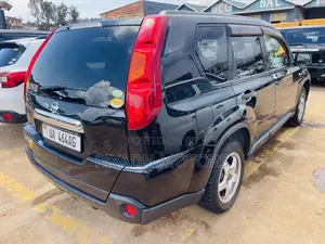Nissan X-Trail 2010 Black
