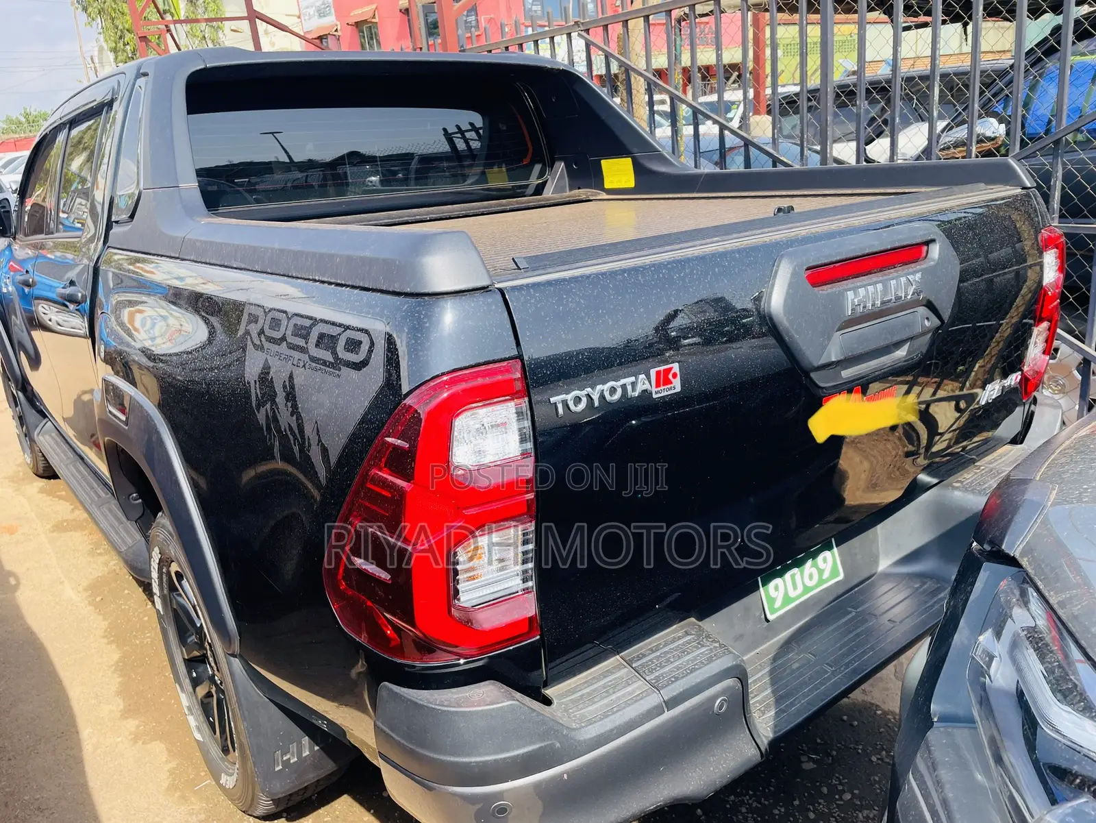 New Toyota Hilux 2023 Black