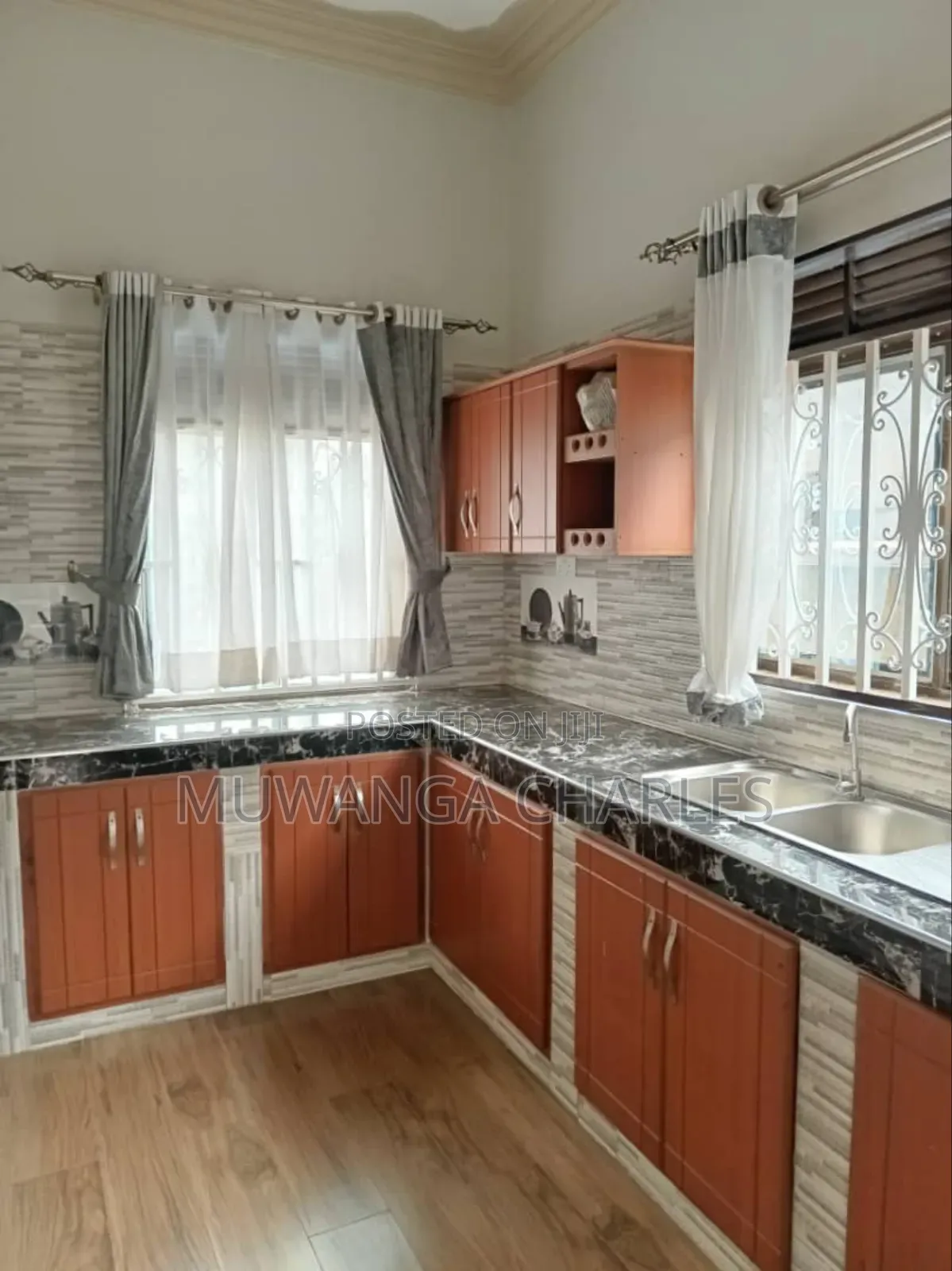 3bdrm Bungalow in Fs Properties Ltd, Wakiso / Wakiso for sale