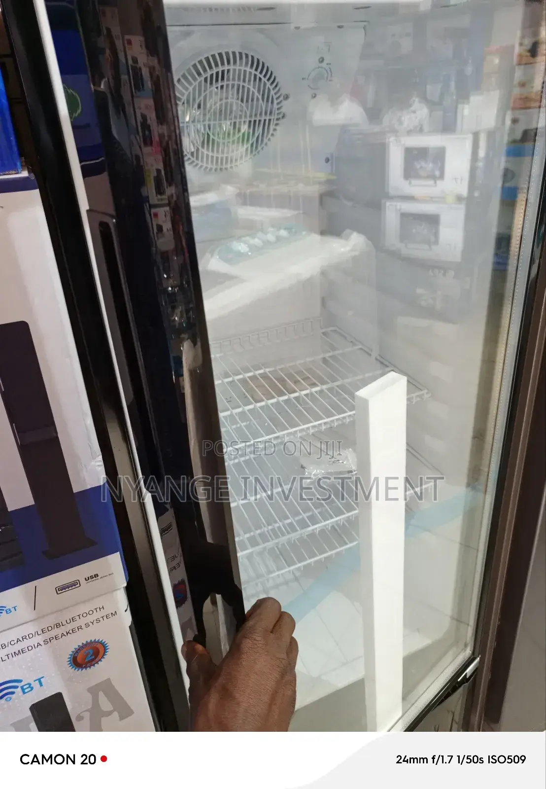 Display Fridge. Fridge