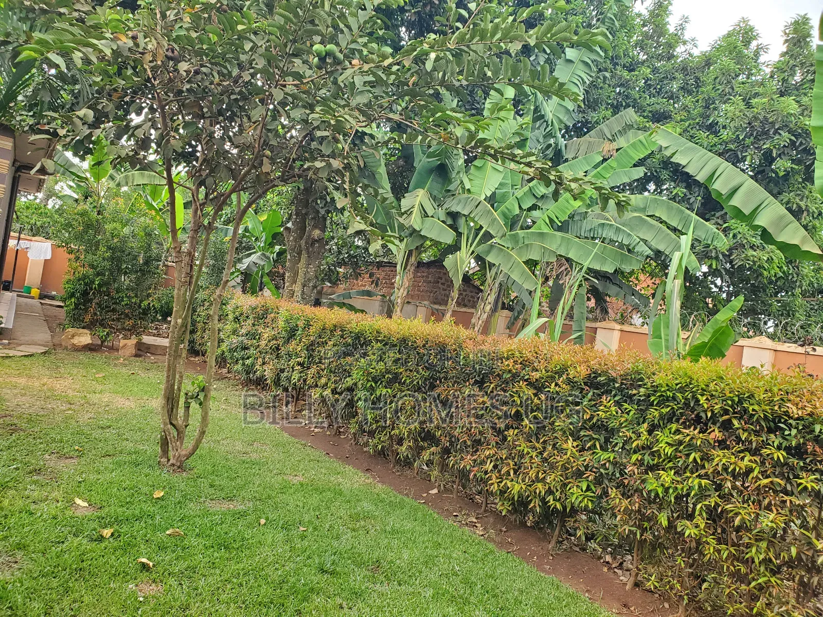 4bdrm Bungalow in Nangabo for sale