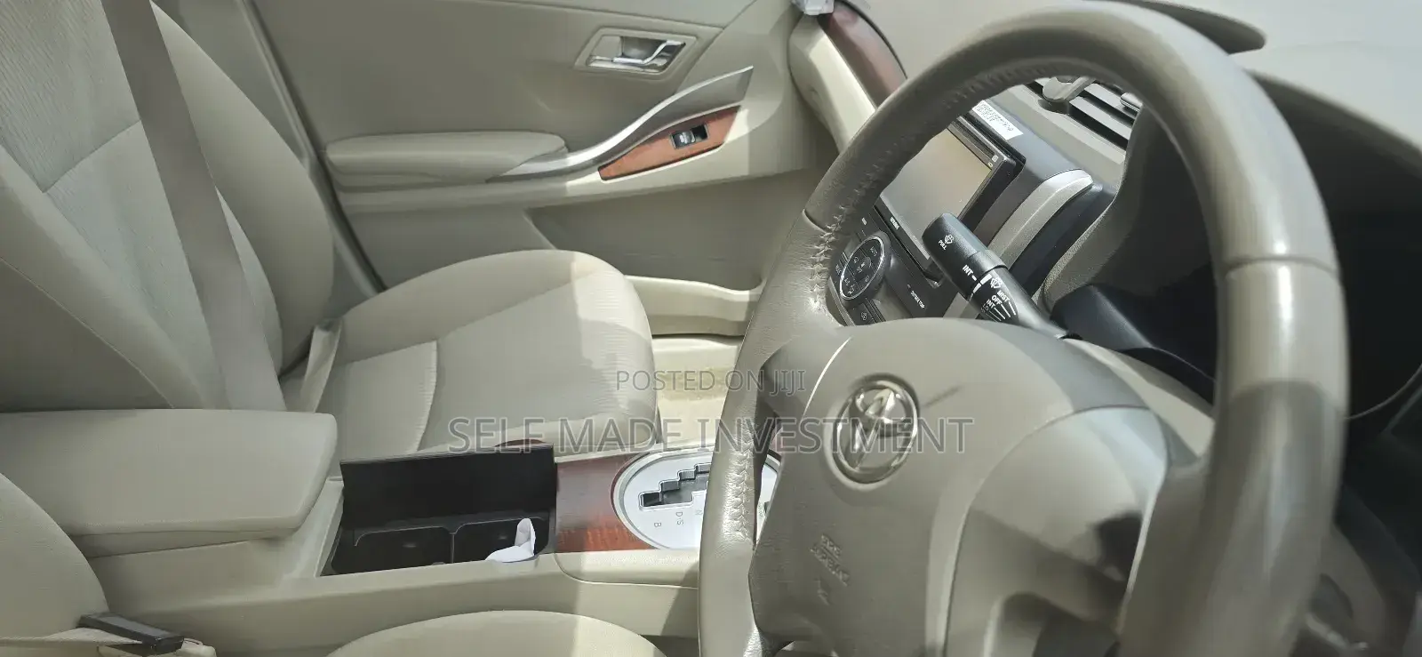Toyota Premio 2011 White