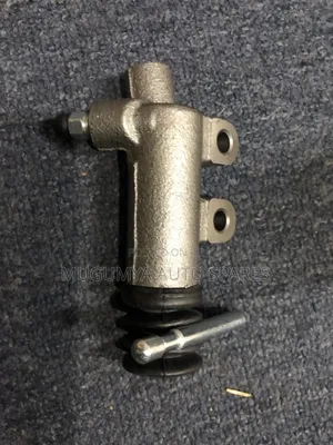 Slave Clutch Cylinder Hilux