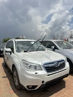 Photo - Subaru Forester 2013 White