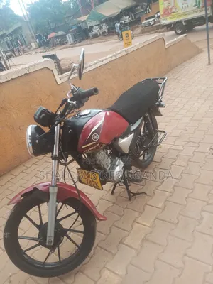 Yamaha Crux 2019 Red
