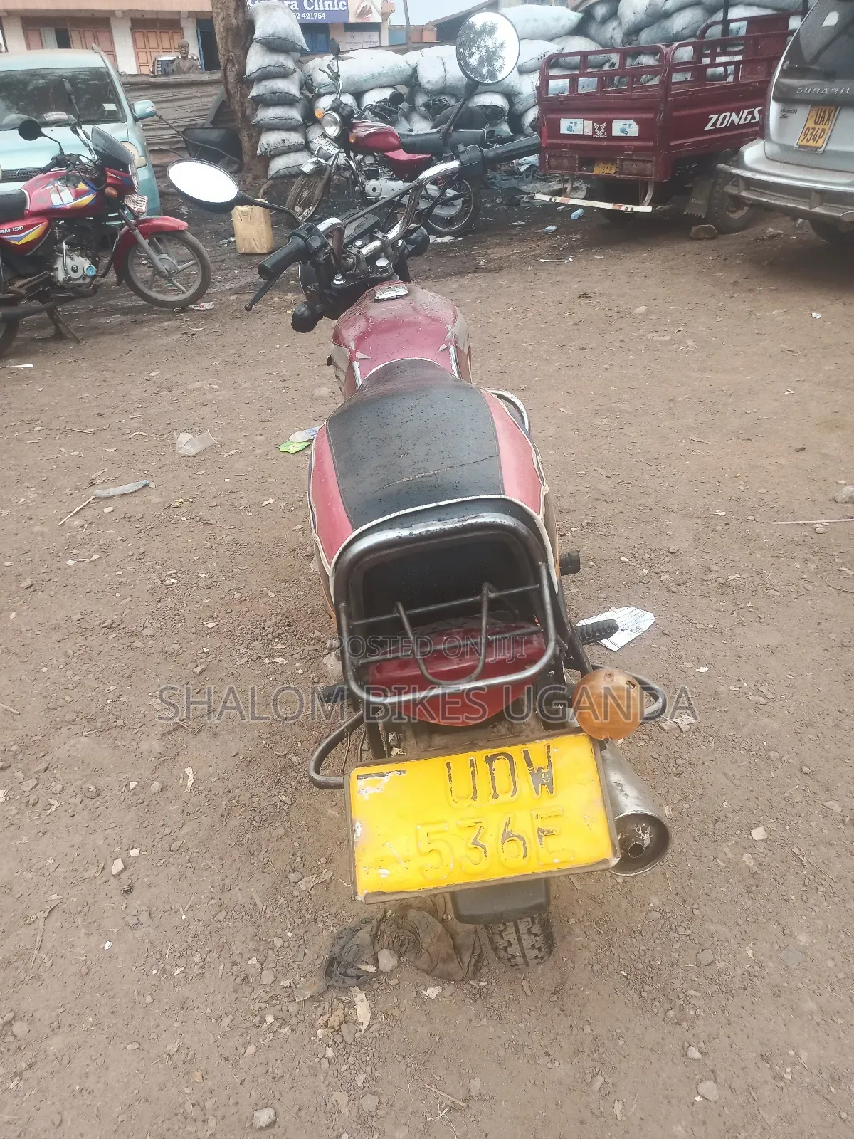 Bajaj Boxer 100 2013 Red