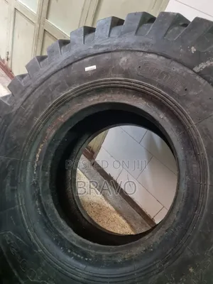 18.00-25 Tractor Tyres With Ply.