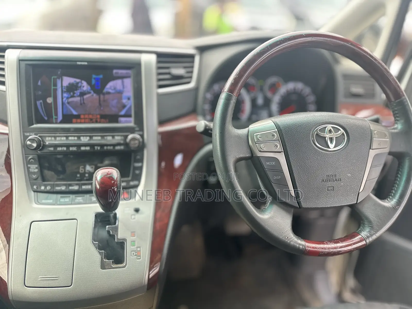 Toyota Alphard 2.4 Petrol AWD 2010 White