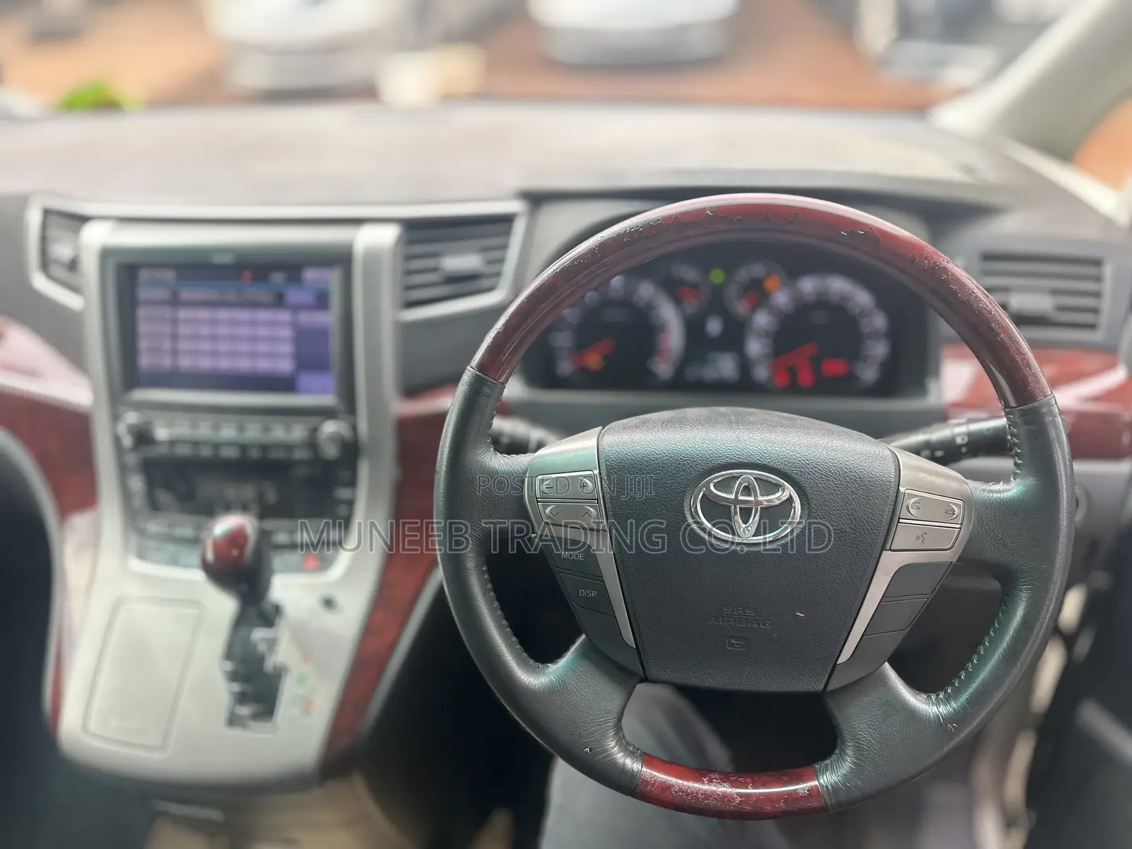 Toyota Alphard 2.4 Petrol AWD 2010 White